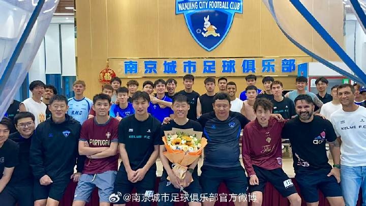 南京城市官宣后卫杜君鹏离队 32场数据定格 南京城市官宣后卫杜君鹏离队 32场数据定格