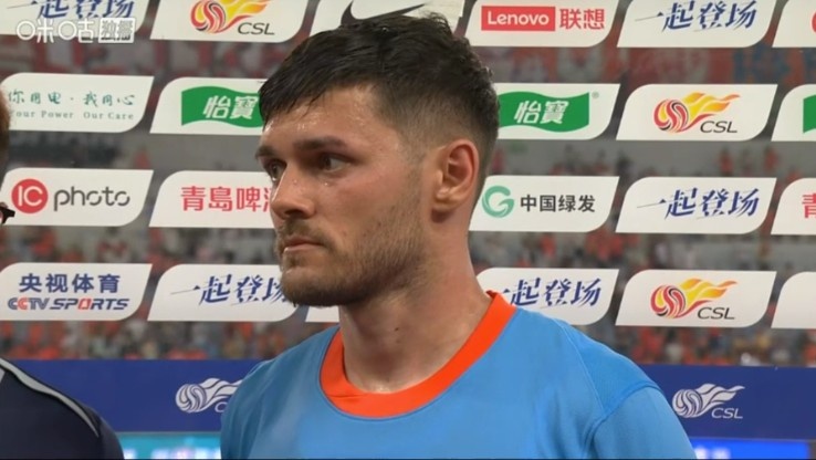 山东泰山4-3云南玉昆:约尼查点出开局两度走神致命