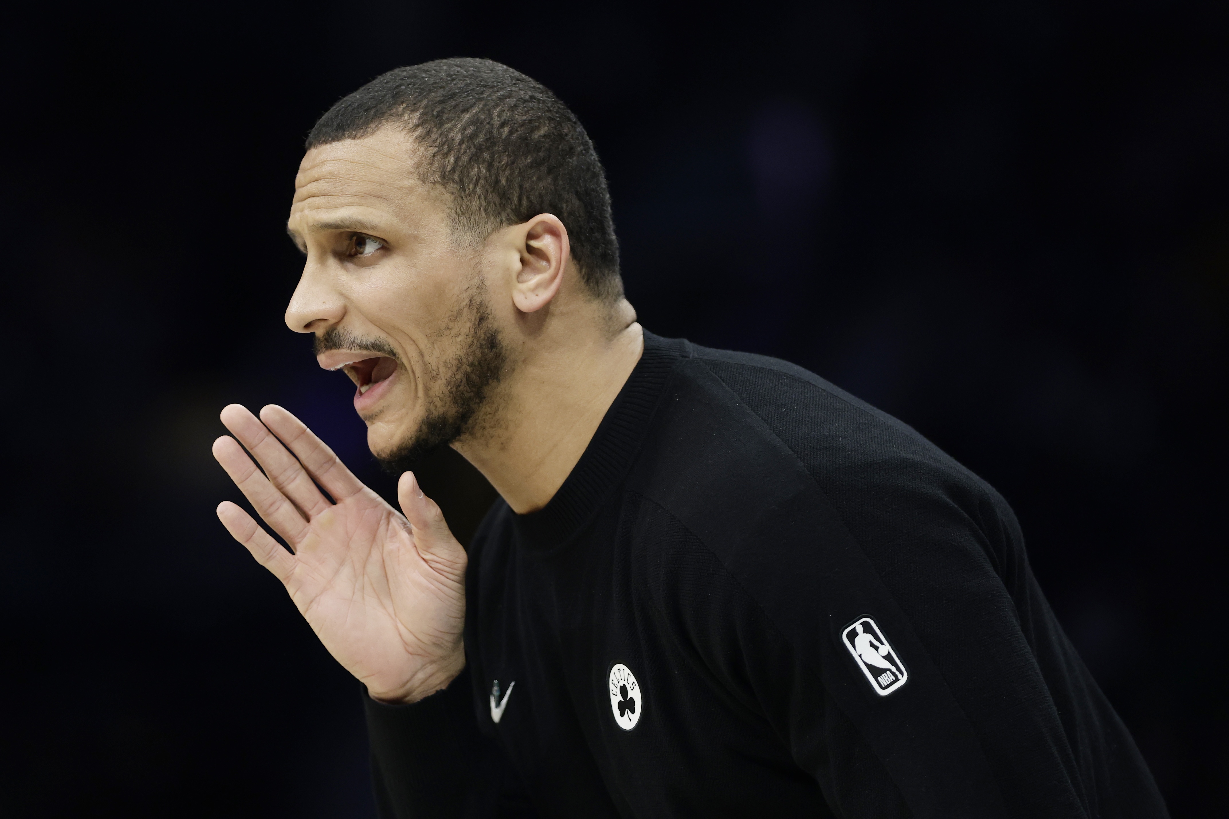 马祖拉:米切尔·罗宾逊曾令凯尔特人设专属战术,乔治康利贡献经验 马祖拉:米切尔·罗宾逊曾令凯尔特人设专属战术,乔治康利贡献经验