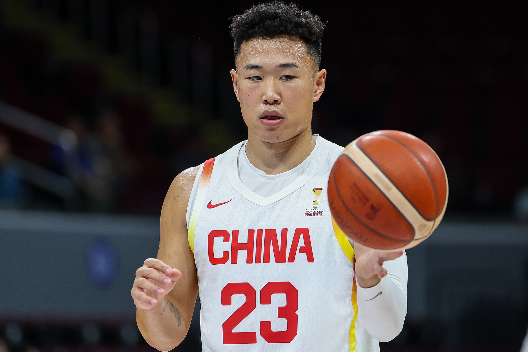 18中9砍25分5板6助 贺希宁率中国男篮击败喀麦隆 18中9砍25分5板6助 贺希宁率中国男篮击败喀麦隆